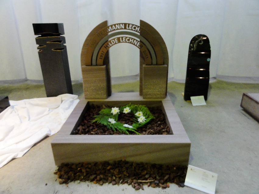 Krah Natustein Grabstein 15